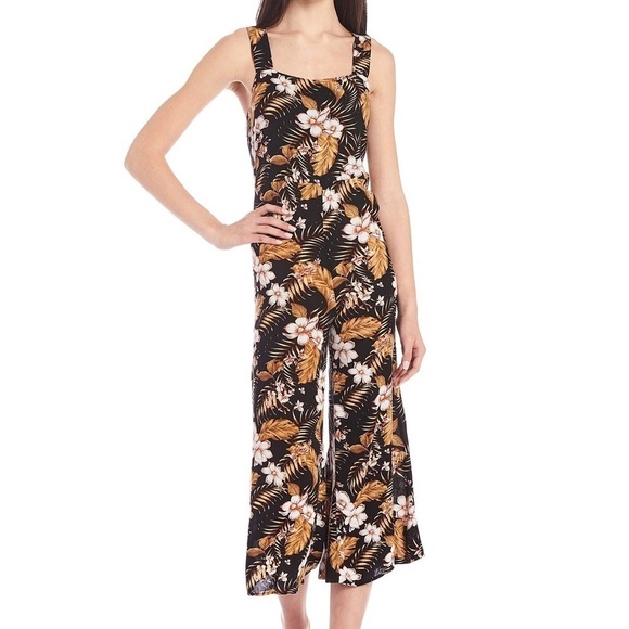 NWT Ripcurl Playabella Tropical Floral Black Jumpsuit - Picture 1 of 11